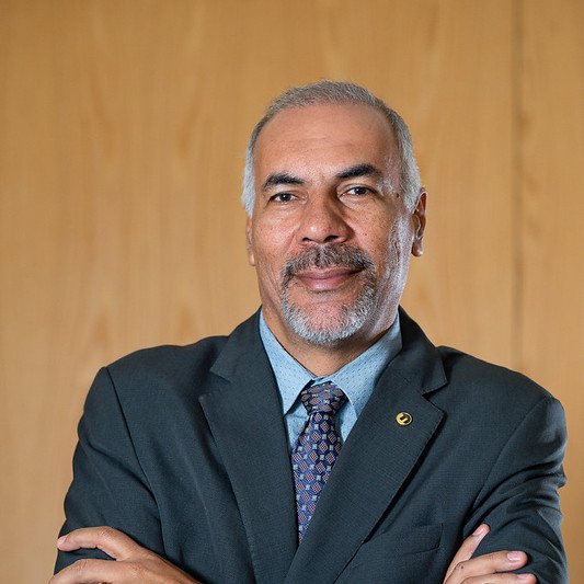 Foto de Dr. Rinaldo Araújo, palestrante do ConectaLIR 360